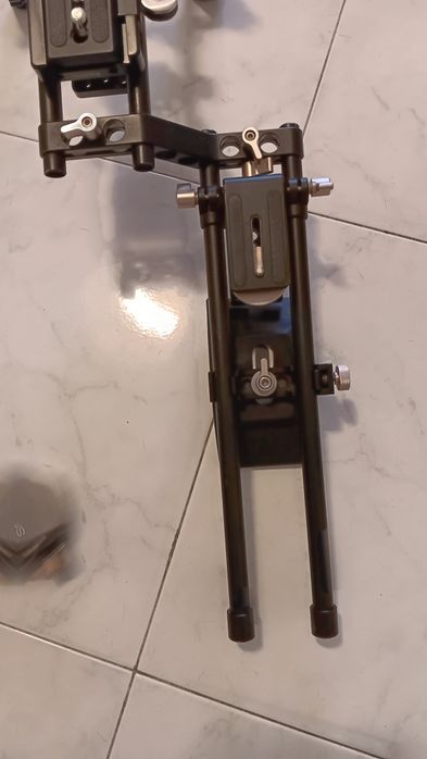 Rig / Shoulder Mount - Genesis