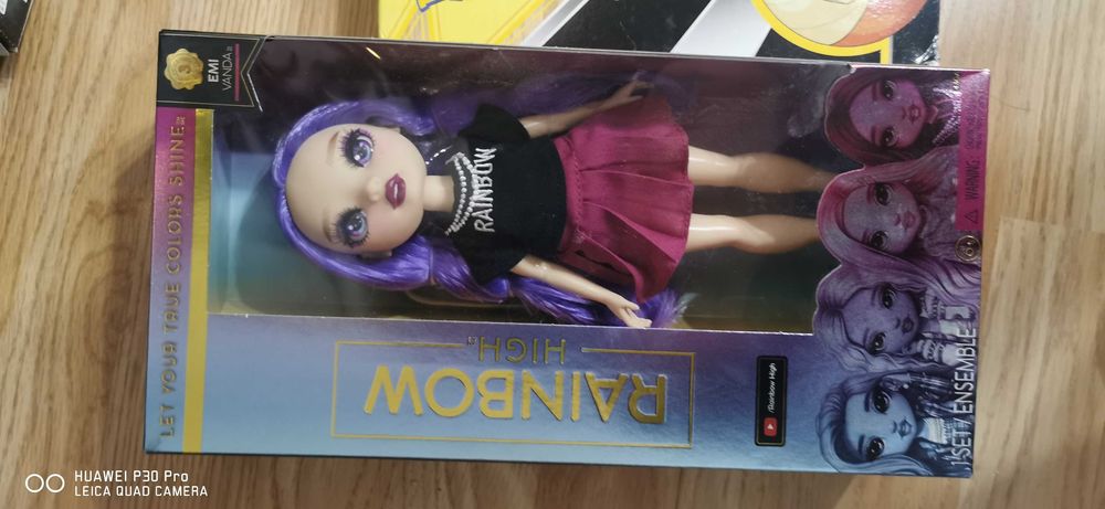 Lalka nowa, zapakowana fabrycznie