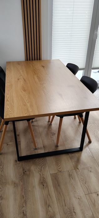 Stół 160x90  stan bardzo dobry