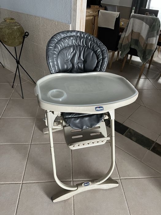Cadeira alta de refeicao