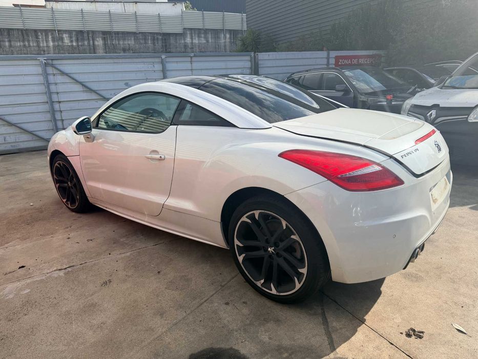 Peugeot  RCZ 2.0 HDI 163 CV DE 2011 EM FIM DE VIDA PARA PEÇAS