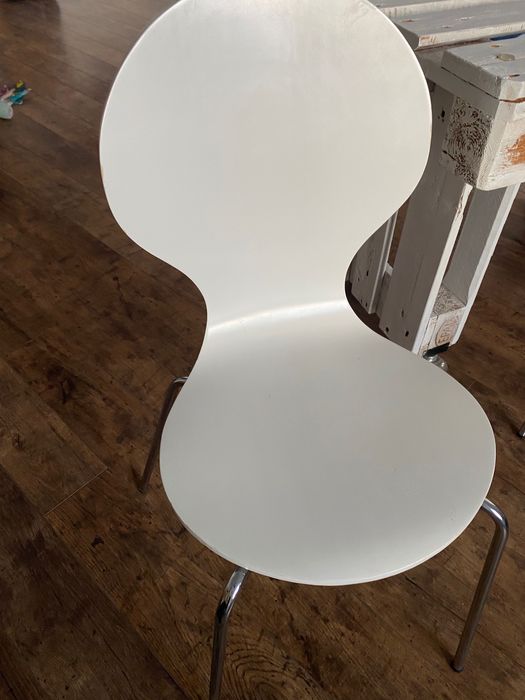 Стол из деревянных палет