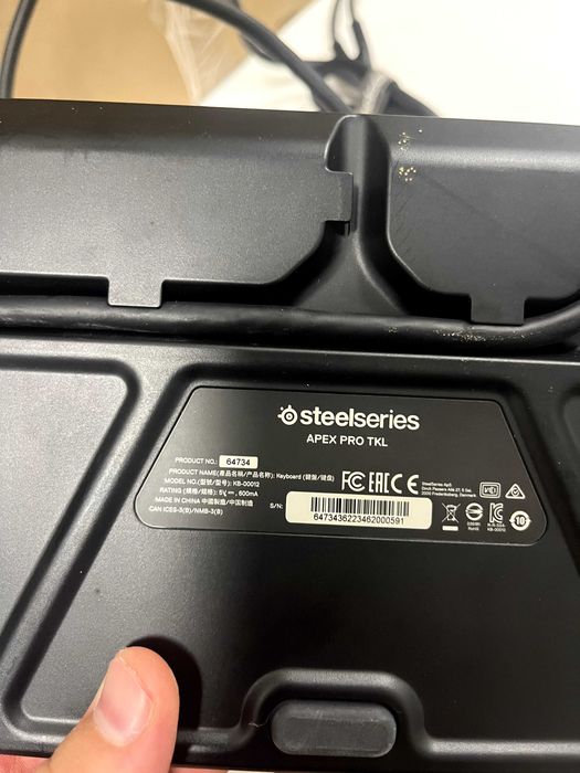 Teclado steelseries Apex 3 tkl us rgb