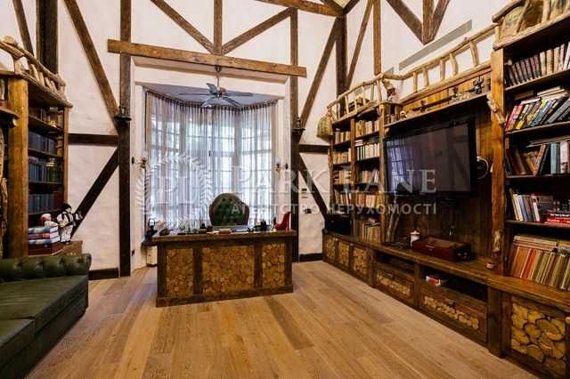 Резиденція в стилі Шале, Лебедівка