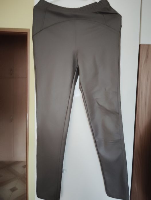 Spodnie legginsy Ala skórka.