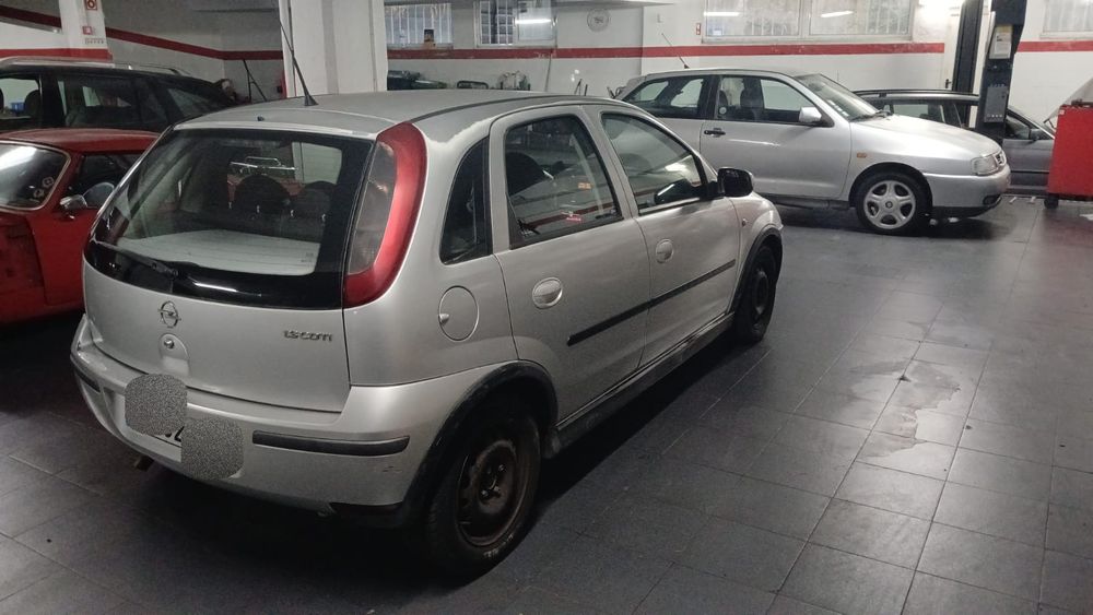 Opel corsa 1.3 CDTI — photo 5