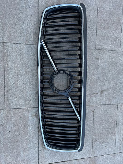 Atrapa/Grill Volvo XC 90 II ORYGINAŁ