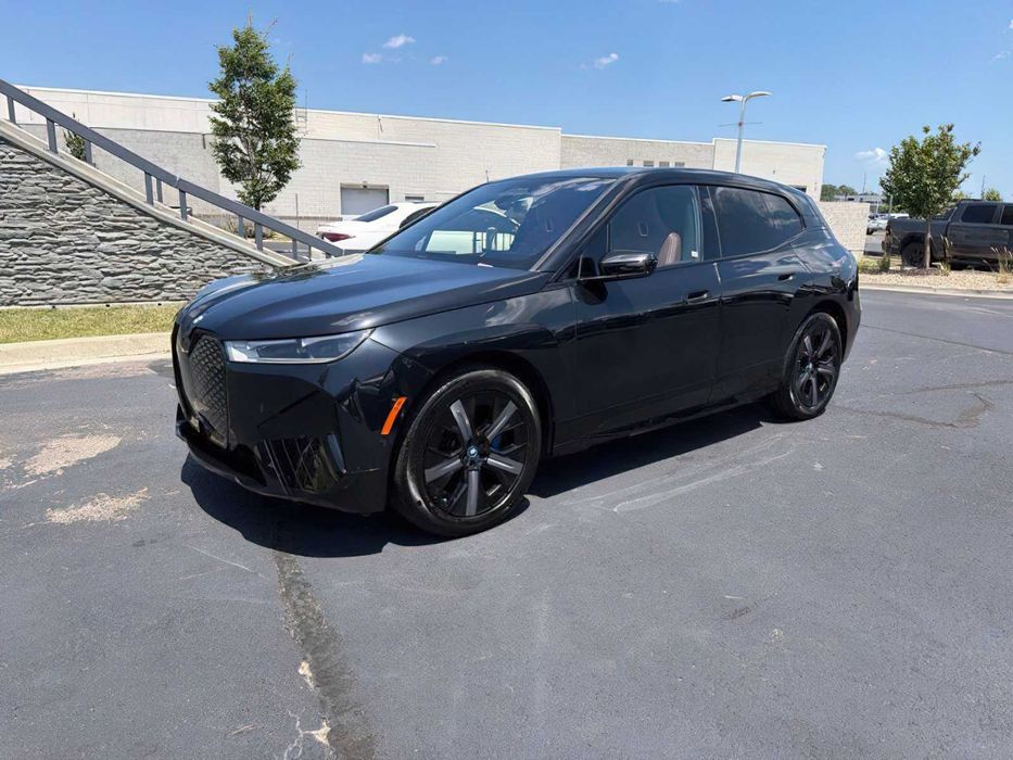 BMW iX xDrive50
