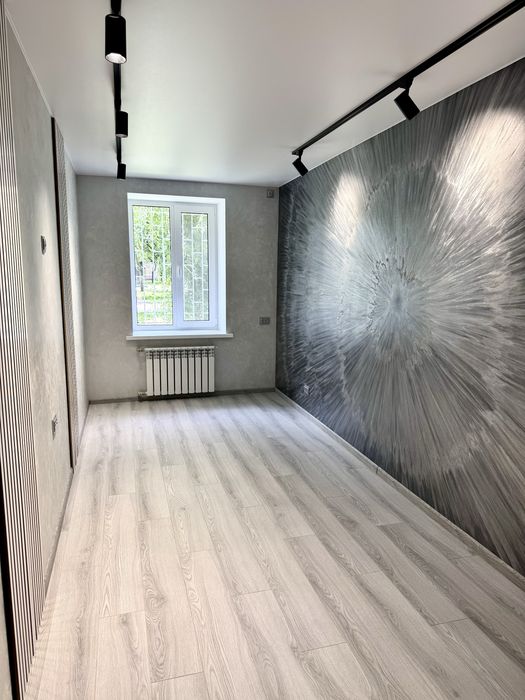 Продам 2-х квартиру с евроремонтом, Днепрострой