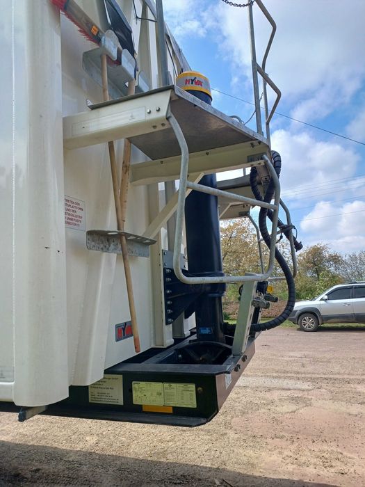 Спеціалізований напівпричіп BODEX KIS 3B