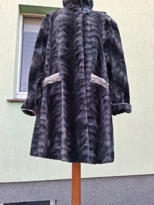 Futerko z norek epilowanych  kieszenie obszyte z skóry węża