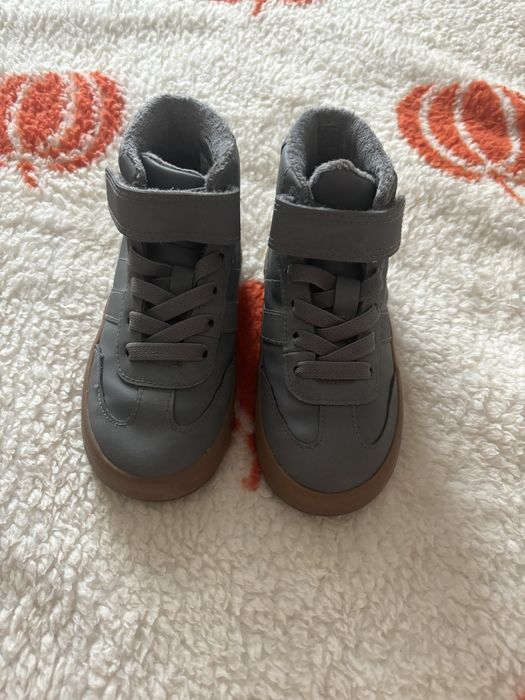 Дитячі хайтопи H&M