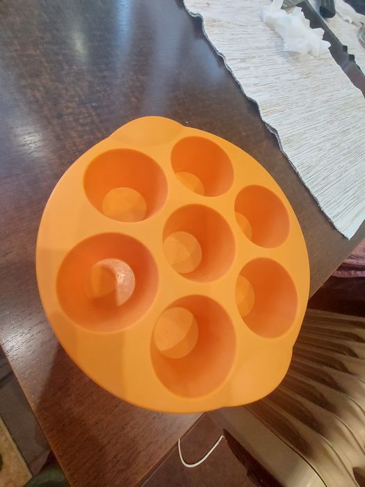 Форма для маффинов тапервар