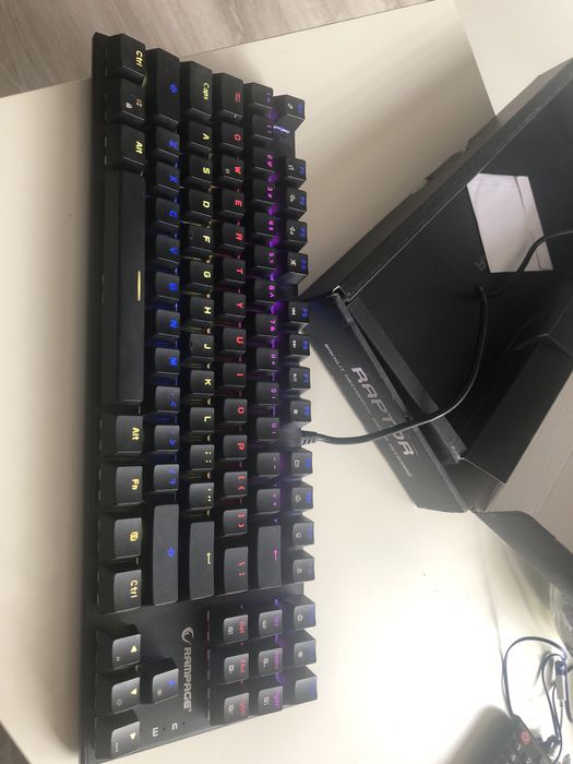 Świecąca klawiatura gamingowa mechaniczna Rampage, niebieski SWITCH