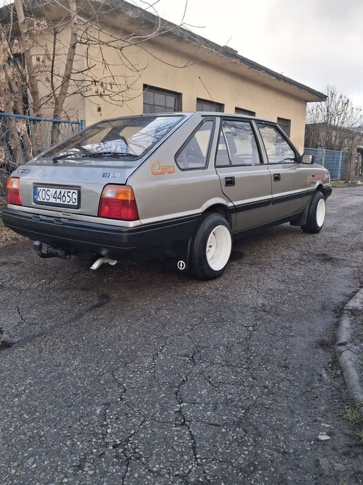 Polonez Caro Polonez caro 1.6 gli 96r