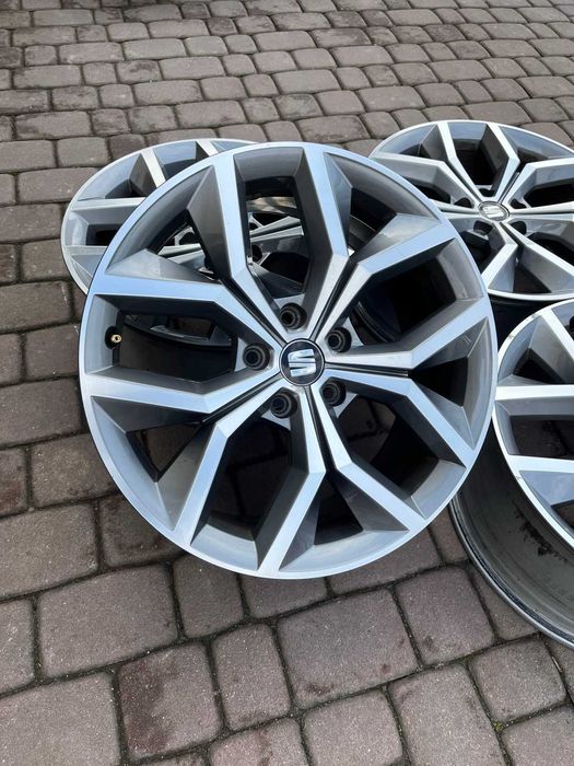 Oryginalne alufelgi Seat 5x112 18 cali LEON FR Ateca Exeo Altea Bicolor