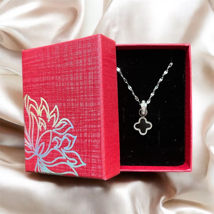 Naszyjnik Koniczyna Cyrkonie - Stal Chirurgiczna Srebrny