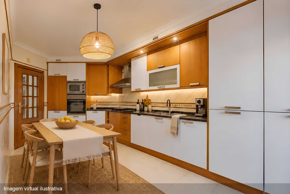 Apartamento T2 com 2 Varandas, Parqueamento e Arrecadação – No Centro de Mafra 144M2