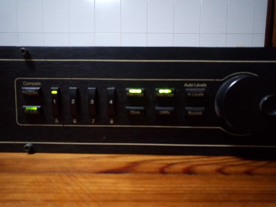 Digitech Studio 400