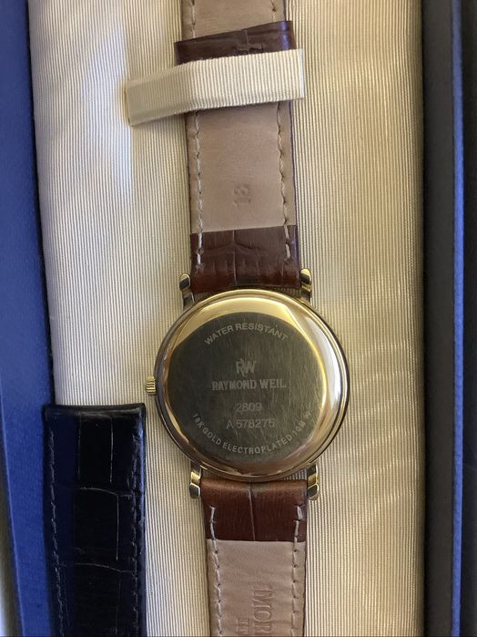 Продам часы мужские RAYMOND WEIL б/у