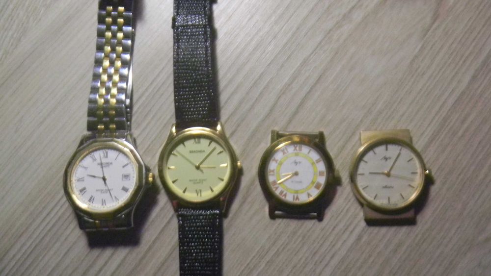 часы ЛУЧ и SECONDA кварц