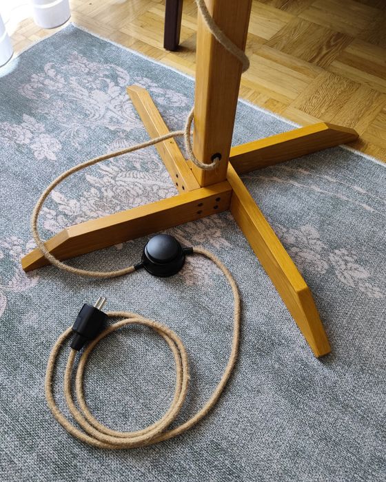 Lampa podłogowa loft