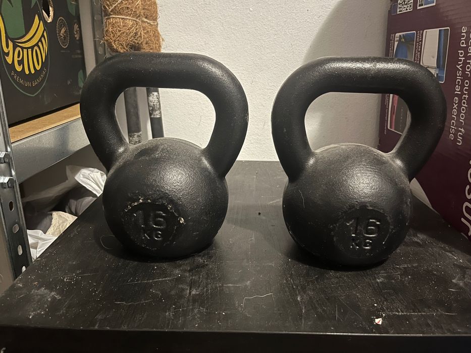 Kettlebell żeliwny 16kg x 2