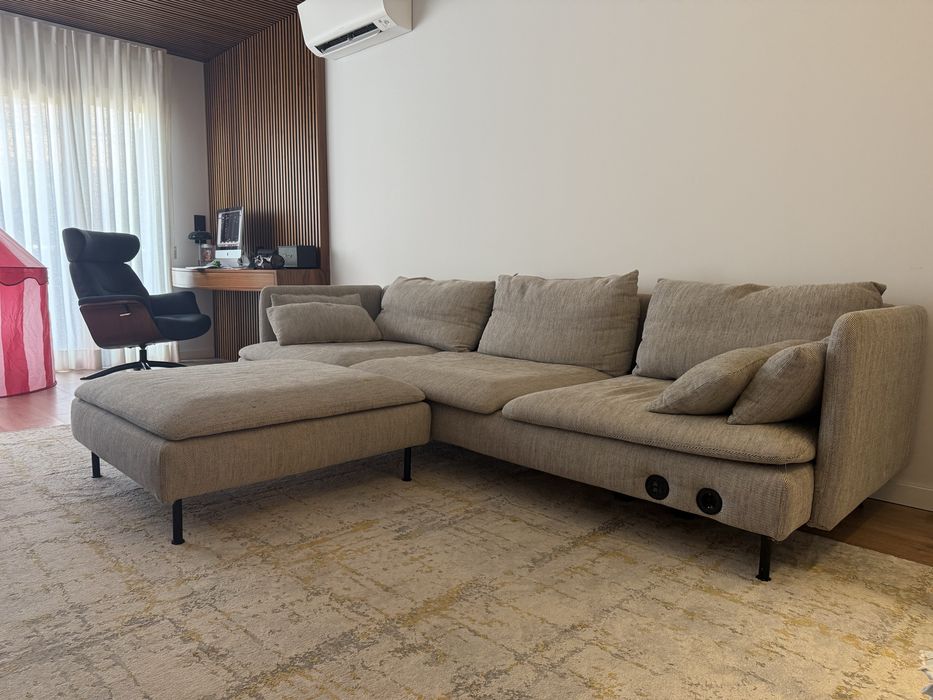 Sofá IKEA SÖDERHAMN com chaise longue/poisa pés – Excelente estado | USB C+A + Tomada Integrada