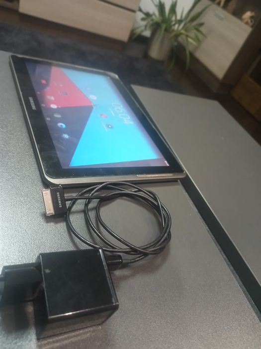 Планшет Samsung Galaxy tab 10.1