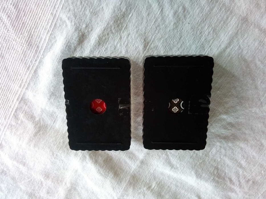 Baralhos de cartas VINTAGE, raro e NOVO!