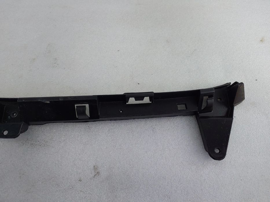 Guia de pára-choques trás central OPEL Corsa D Van