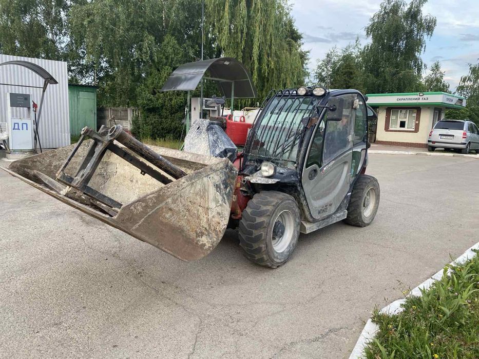 Оренда навантажувач мініманіту (manitou) до 2т