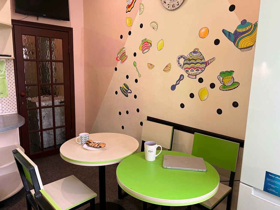 Хостел - современный! Шевченковский район! У нас тепло и горячая вода!