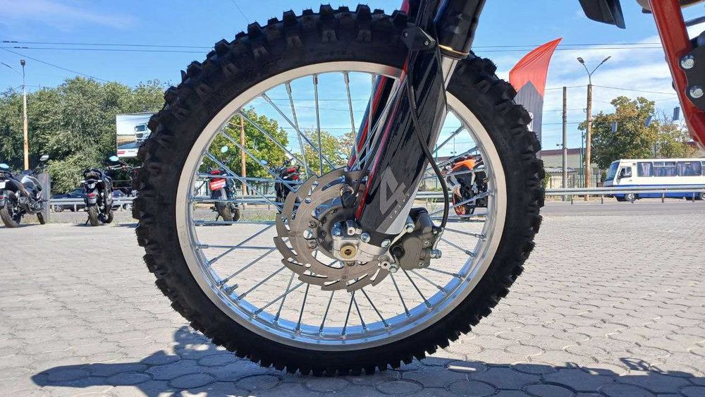 BSE J10 ENDURO - ТЕСТ-ДРАЙВ > Розстрочка Mono/Privat > Доставка НП