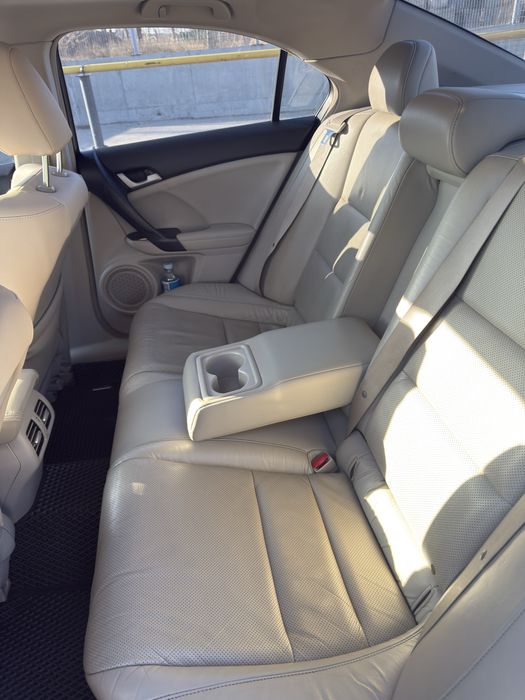 Продам Honda Accord 2008 2л,автомат