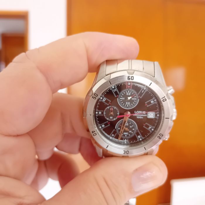 Vendo relógio lorus impecável