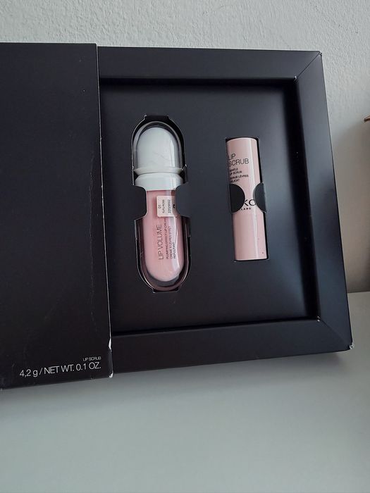 Блиски та набір від KIKO