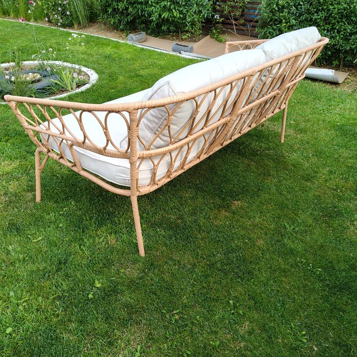 Kanapa Ławka Sofa ogrodowa Liseleje JYSK z poduszkami