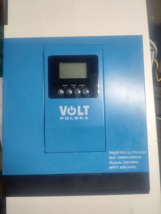 Sinus pro ultra 6000 /24V