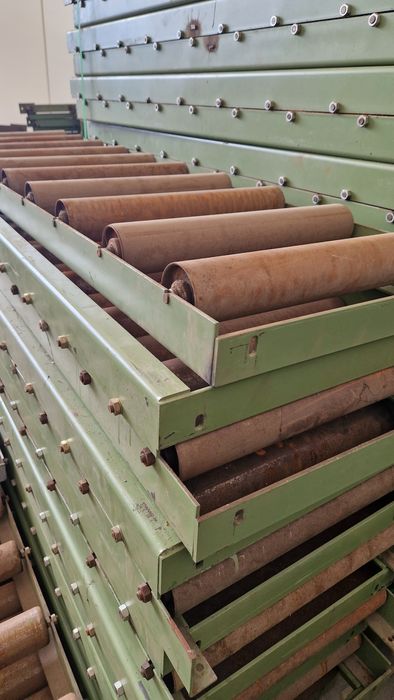 Przenośnik rolkowy transporter podajnik grawitacyjny  rolotok stół