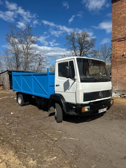 MERCEDES самосвал (самоскид)