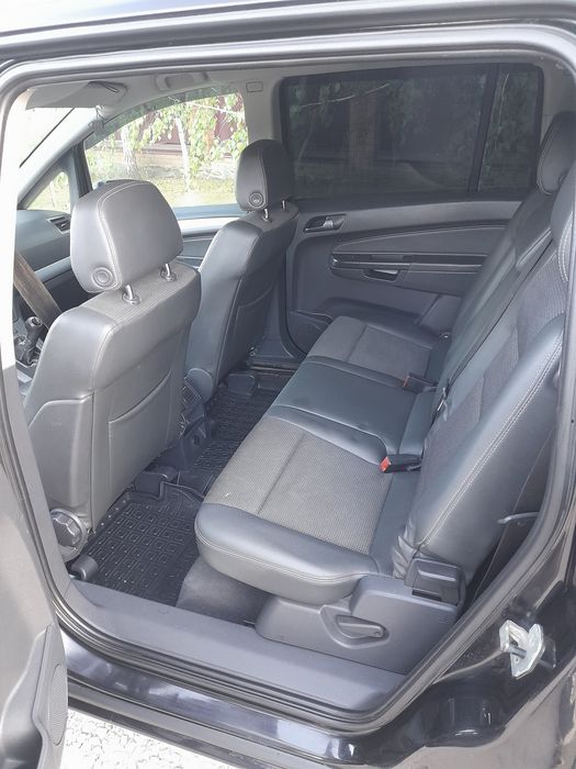 Продам  OPEL  ZAFIRA  B .2006р  1,9 CDTI