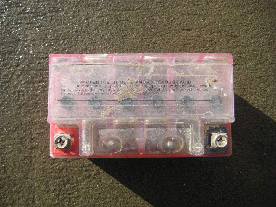 Акумулятор гелевий АКБ від скутера 12V 7A під відновлення