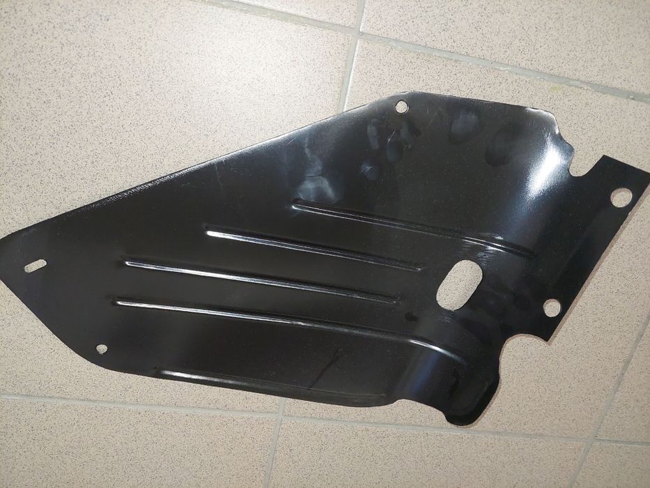 Nowa blacha boczna boczek oslona lewa strona wsk125 b1 dwuramowka pl
