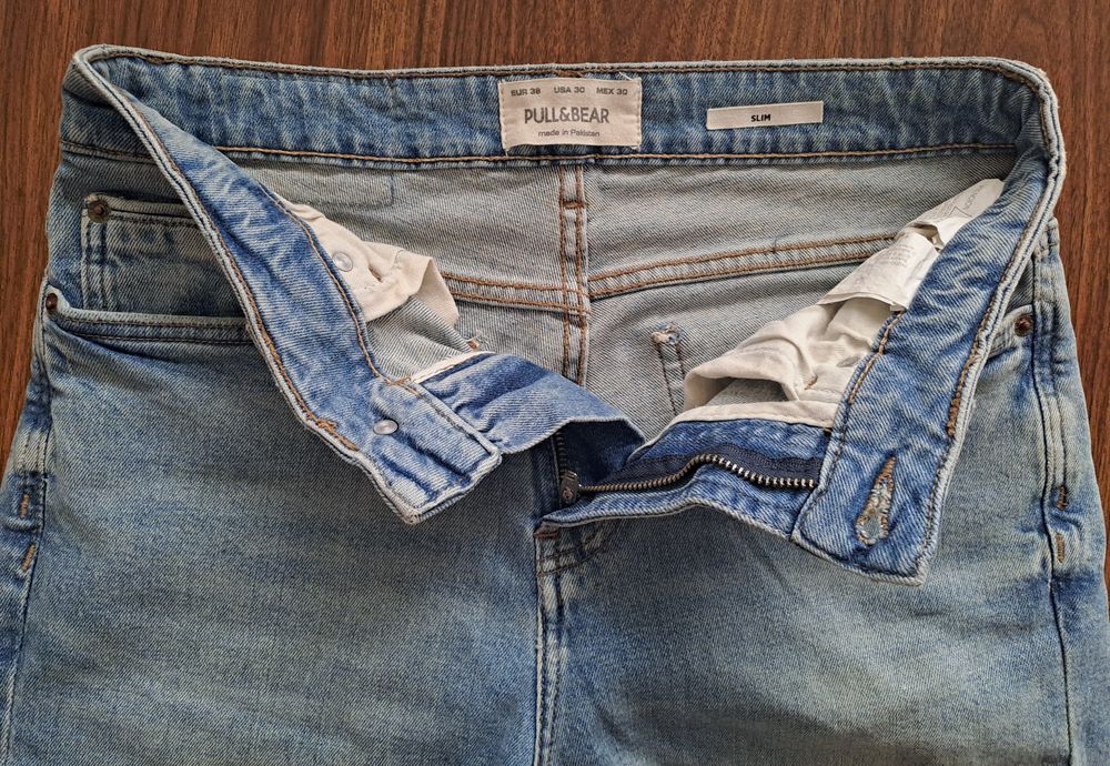 Calça de ganga rapaz tamanho 38 SLIM Pull&Bear