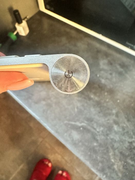 Безпровідна клавіатура Apple