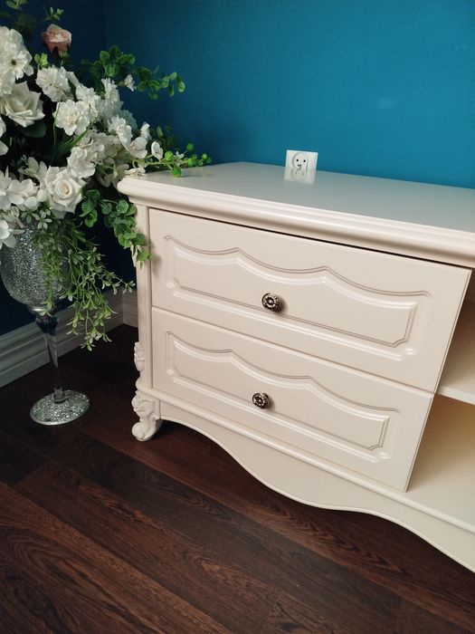 Niska komoda kolekcja LA PERLE Bemondi styl Ludwik