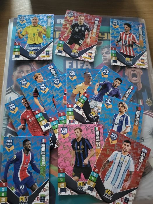 Karty Panini Fifa 365 2027