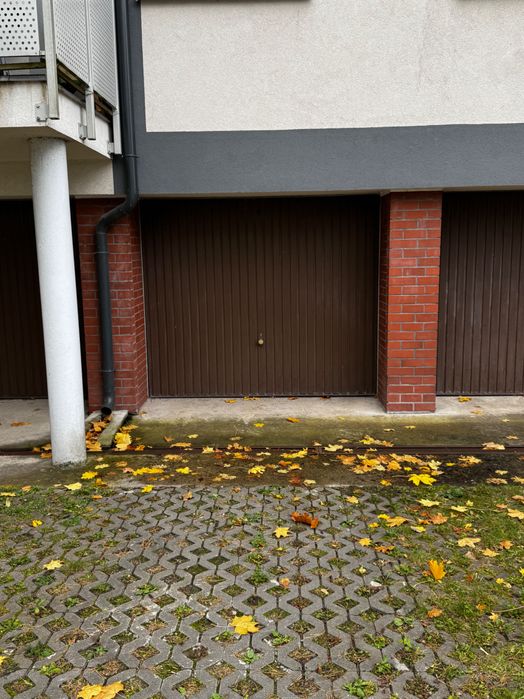 Sprzedam garaż osiedle Czyżkówko ul. Karolewska 12