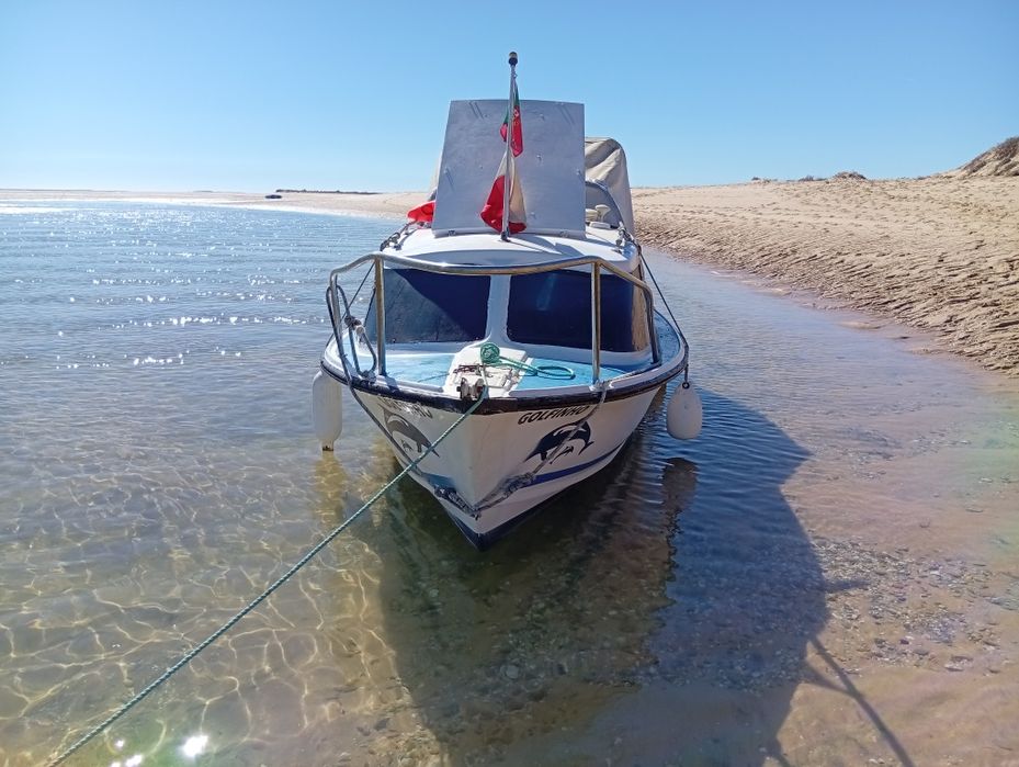 Venda de barco de recreio